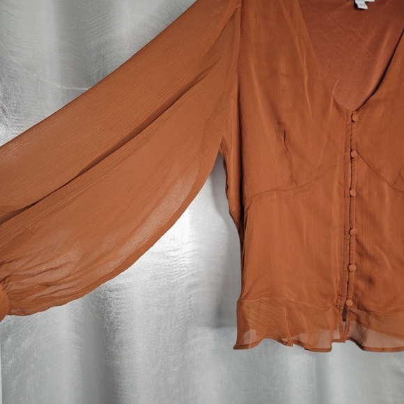 Nine West Rust Long Sleeve V-neck Blouse With Empire Waist - Picture 3 of 11